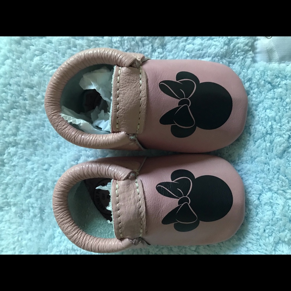 Freshly Picked Mocs Sz3 Limited Disney